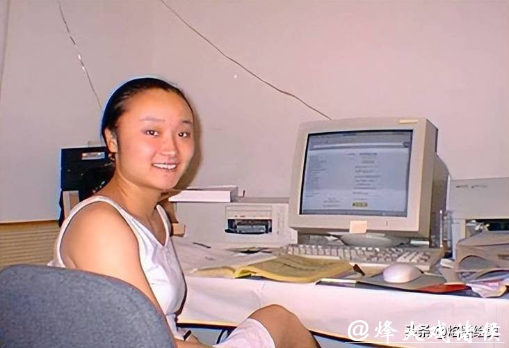 一代体操天才樊迪，17岁巅峰退役，赴美生活，49岁啃老